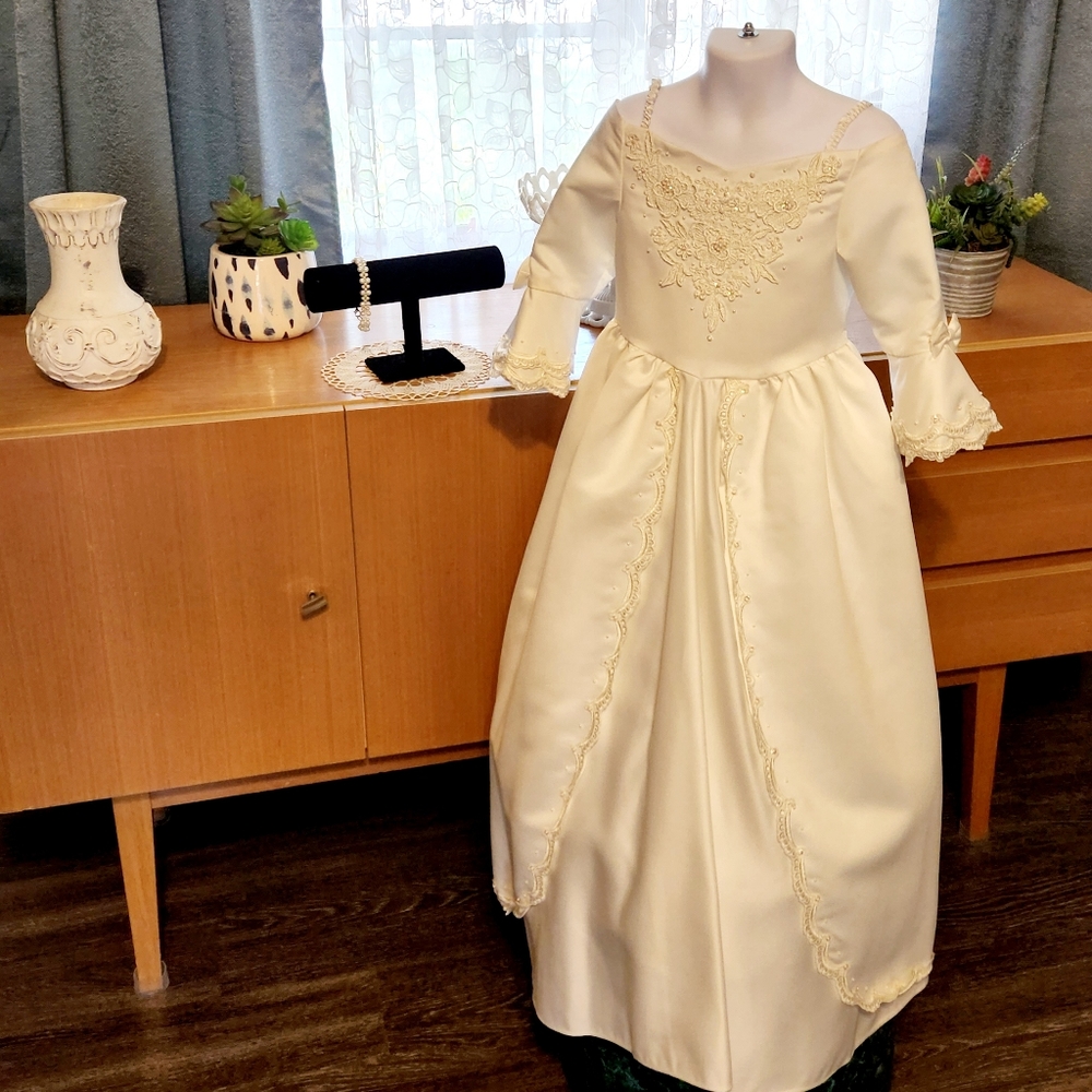 Exquisite Flower Girl Dress